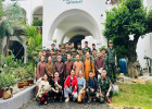 Chư tôn Đức Tăng Ni, Phật tử Phật giáo tỉnh Thanh Hóa tham gia hỗ trợ bếp ăn dã chiến vùng bão lũ tại Đắk Lắk